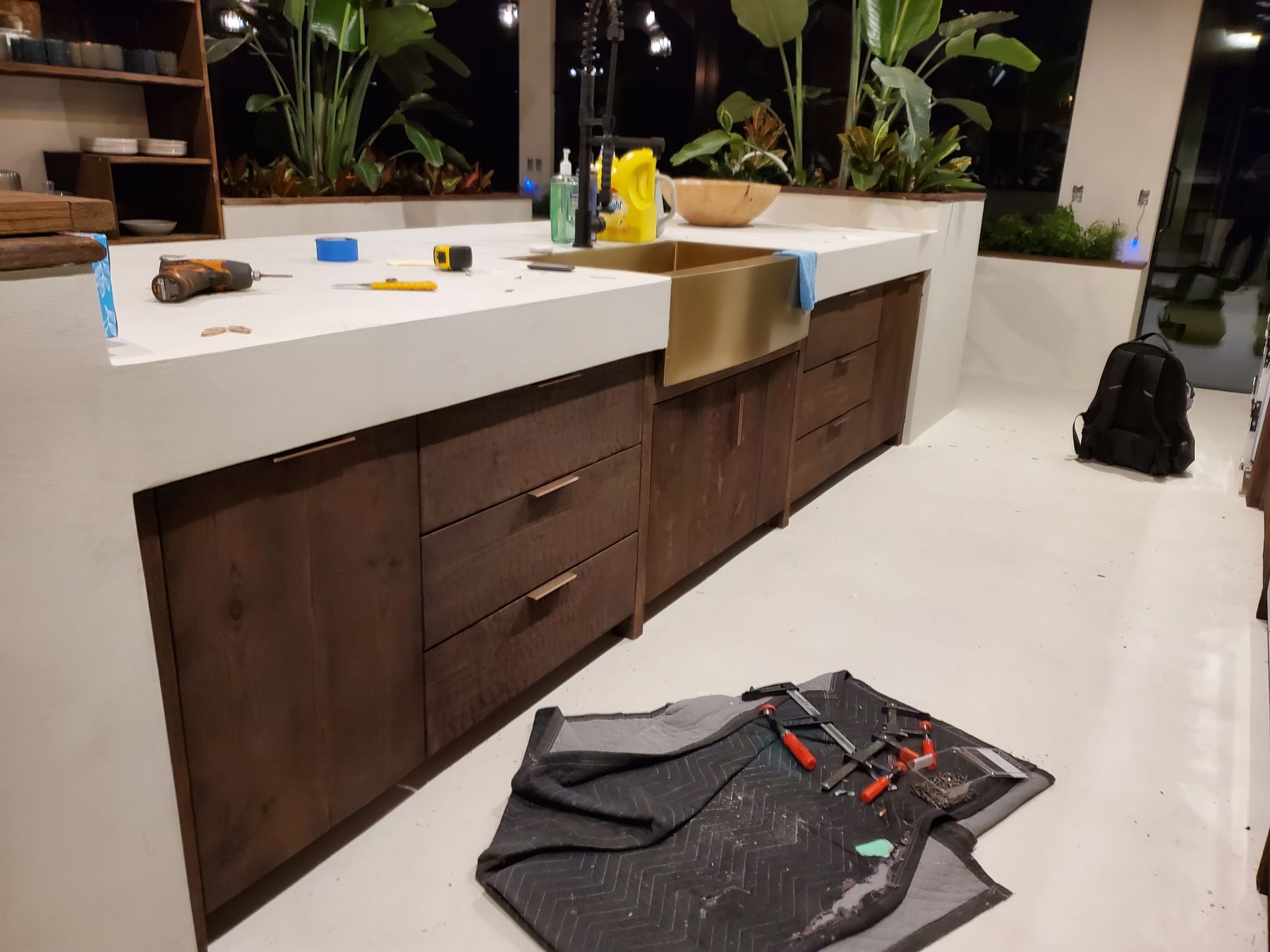 Collingwood, Island with deep drawers and built-in oven