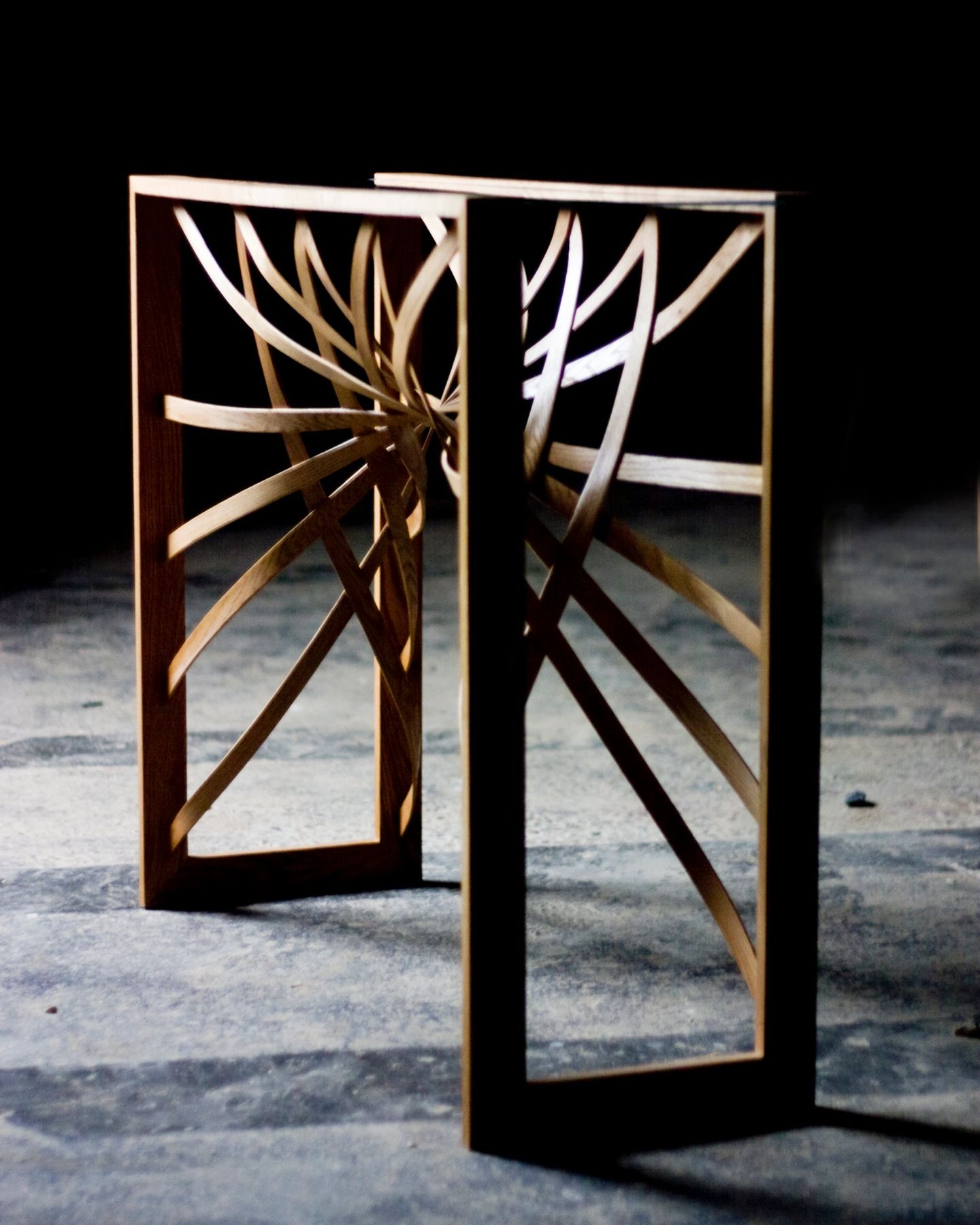 Table base, Bent-wood lattice in a frame